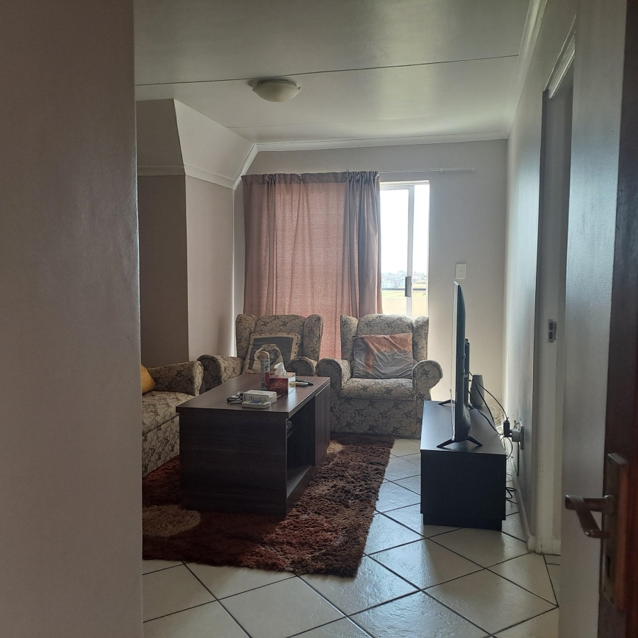 1 Bedroom Property for Sale in Whispering Pines Western Cape